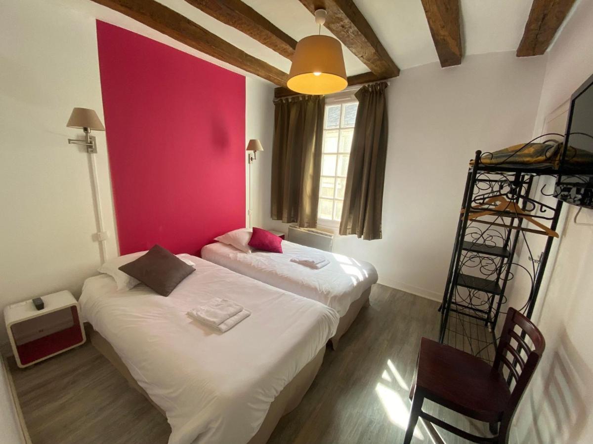 Logement de groupe au centre d'Azay le Rideau Extérieur photo