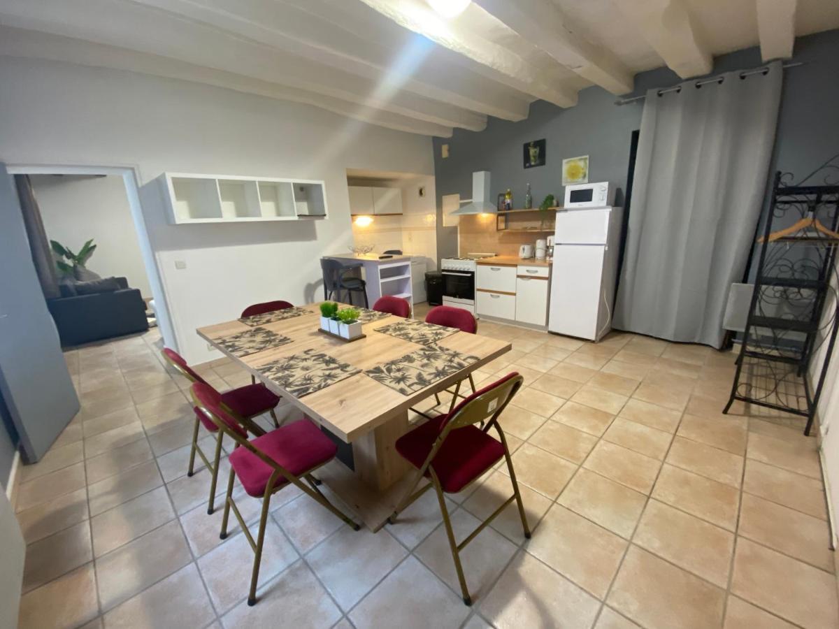 Logement de groupe au centre d'Azay le Rideau Extérieur photo